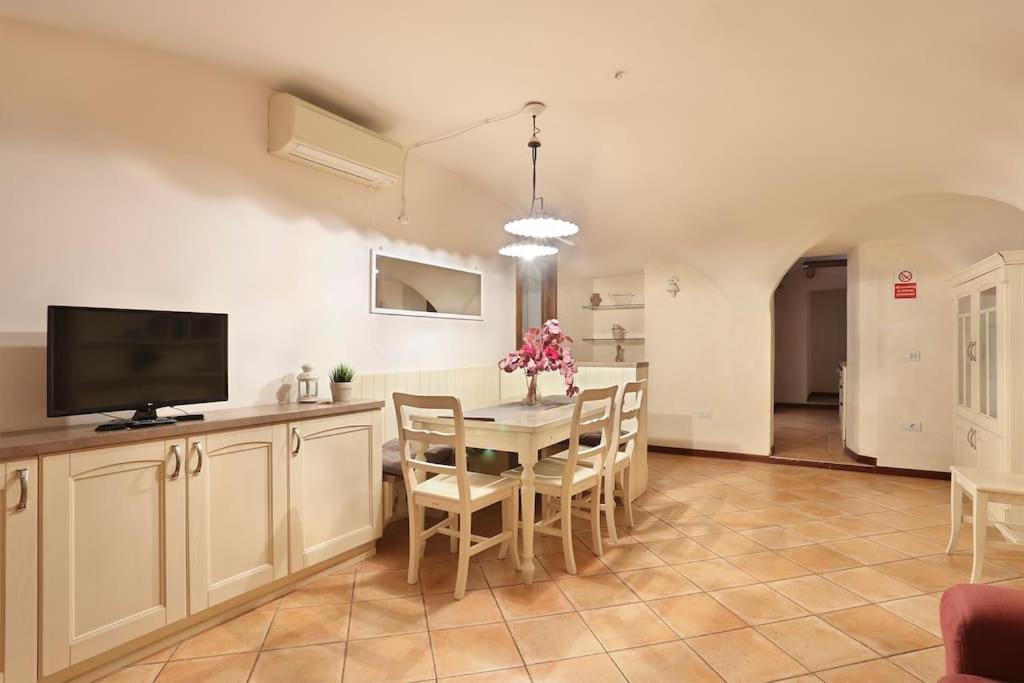 Romantica Suite Firenze 2 Cls Central Market & Dome Extérieur photo